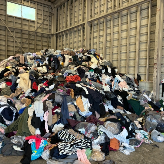 古着の倉庫ピック