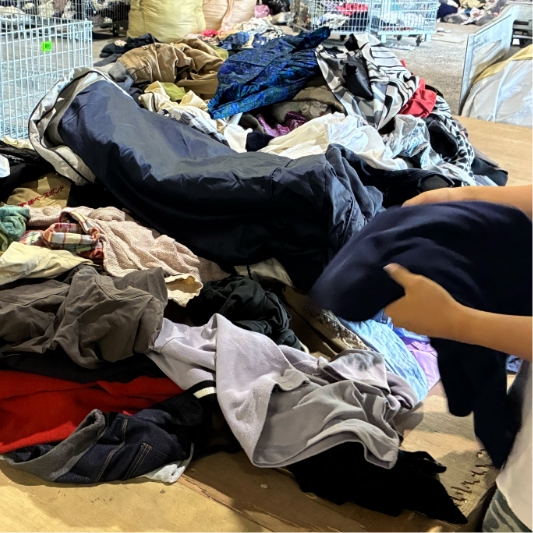 古着の倉庫ピック